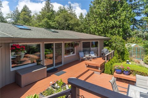 A home in Port Ludlow