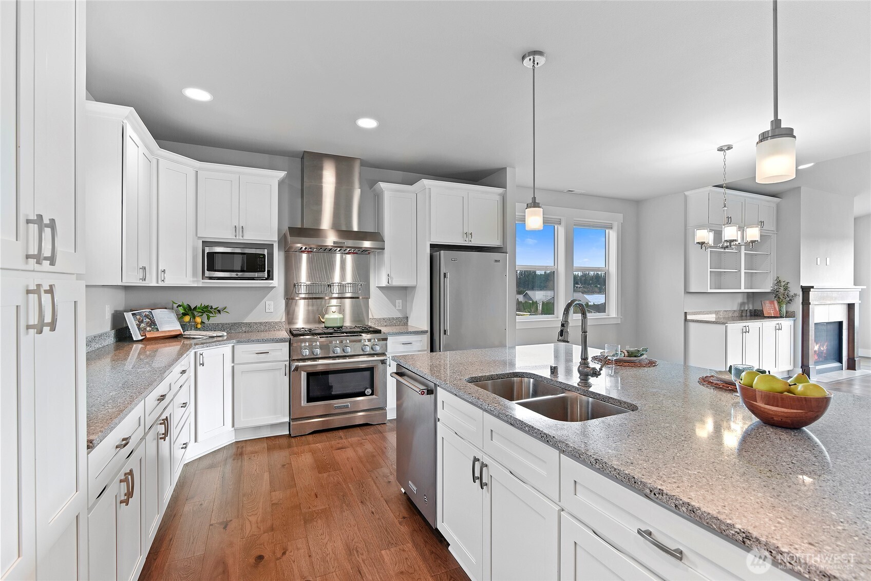 17588 Fjord Drive NE