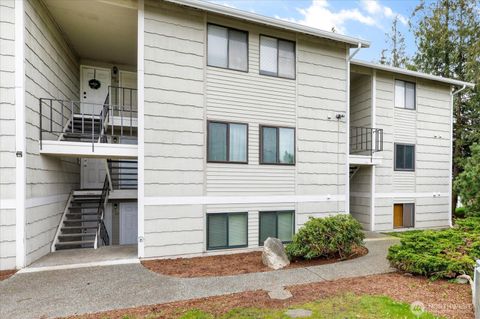 91 SE 11th Avenue Unit 205, Oak Harbor, WA 98277 - MLS#: 2347664