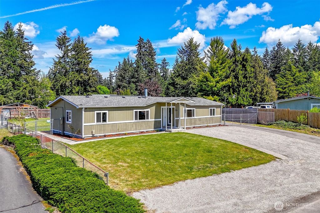 Photo of 1809 154th St S ST, Spanaway, WA 98387 (MLS # 2526528)