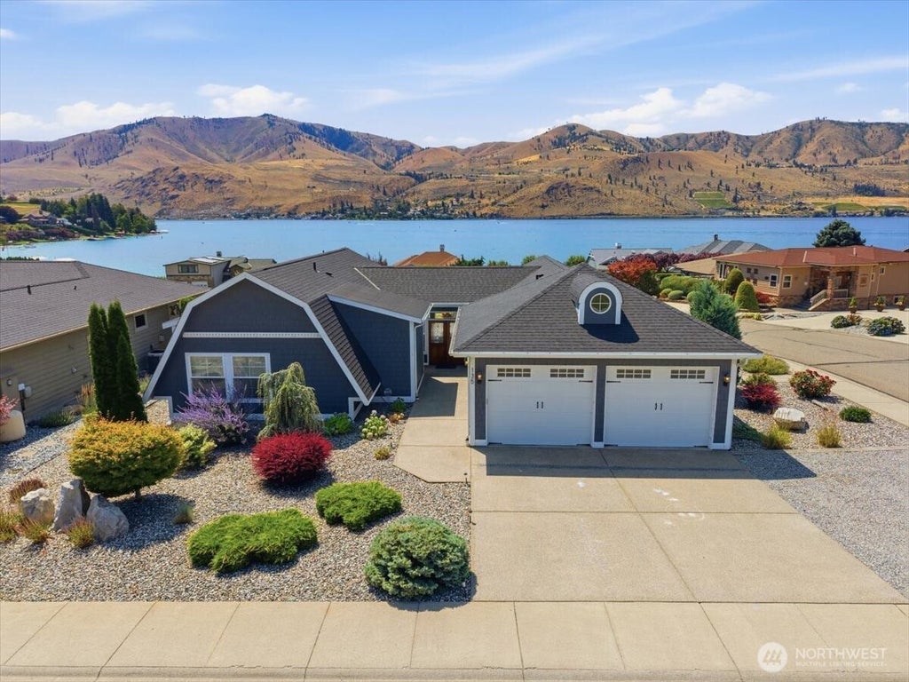 Photo of 135 N Shore Drive, Chelan, WA 98816 (MLS # 2553280)