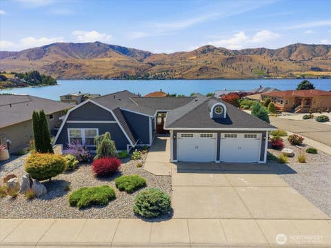 Photo of 135 N Shore Drive, Chelan, WA 98816 (MLS # 2553280)