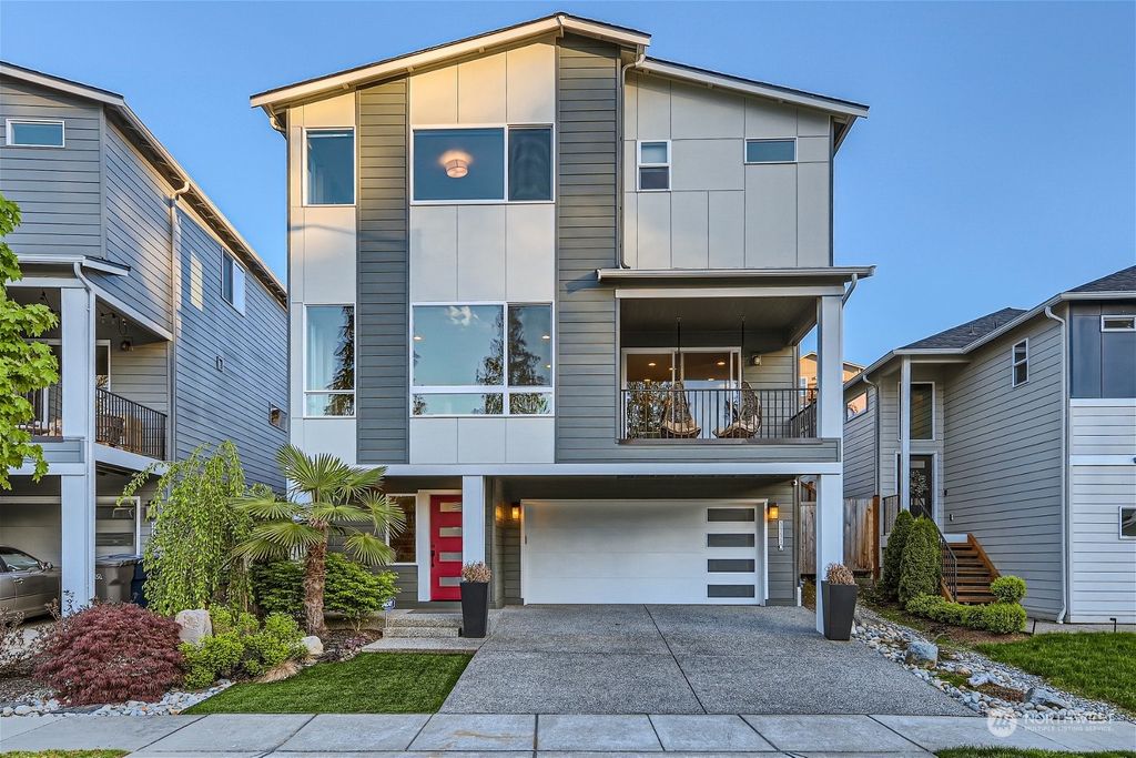 Photo of 11110 14 Place SE, Lake Stevens, WA 98258 (MLS # 2232574)