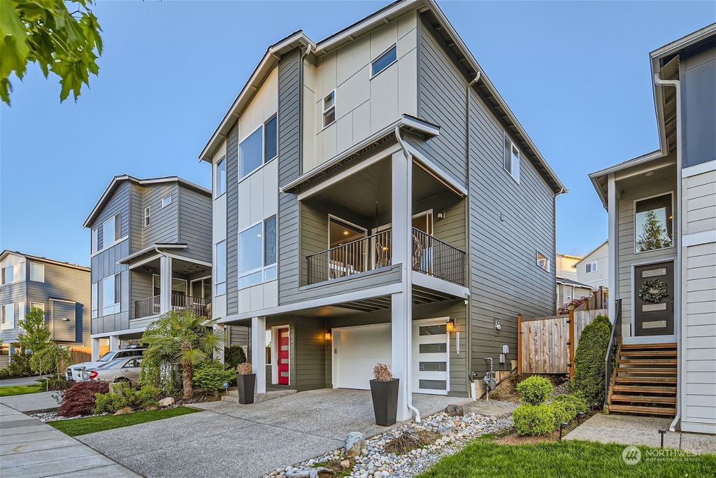 Photo of 11110 14 Place SE, Lake Stevens, WA 98258 (MLS # 2232574)