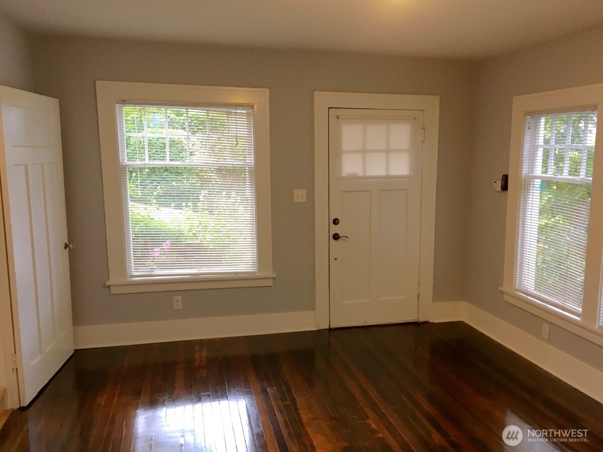 3201 S Charles Street