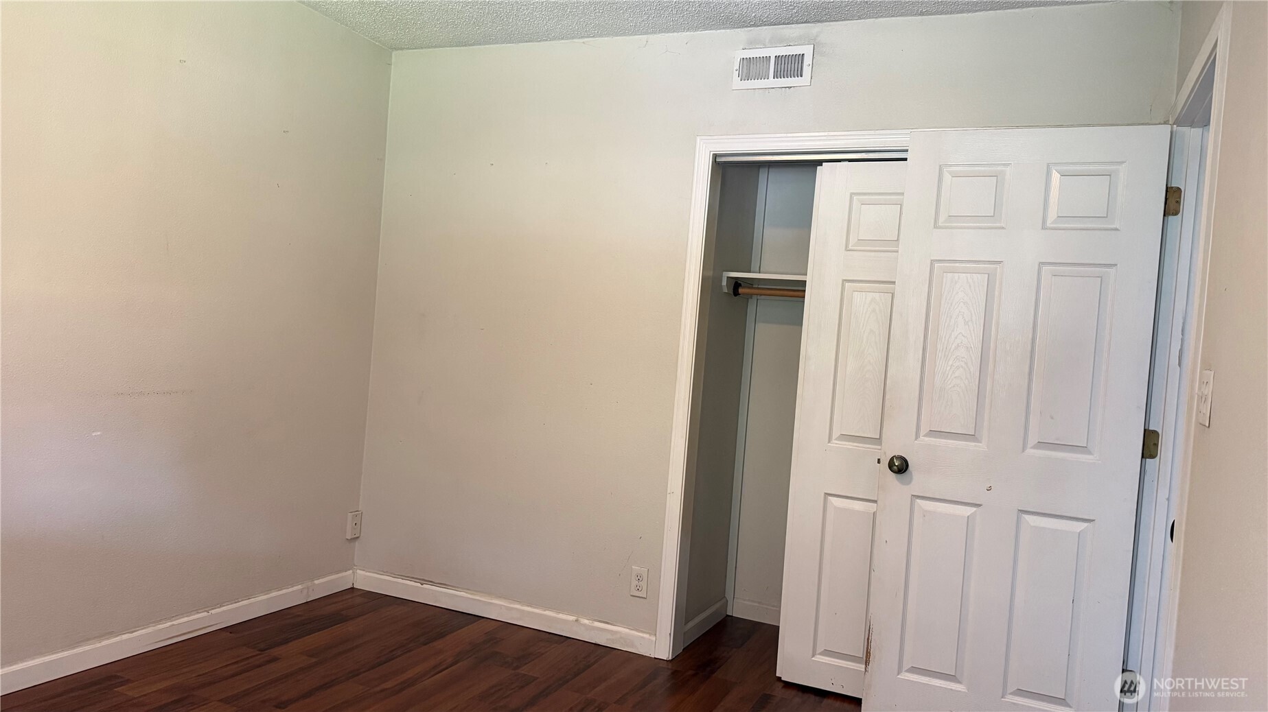2415 Grandview Drive W