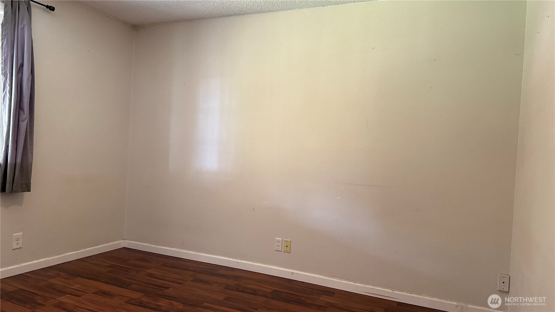 2415 Grandview Drive W