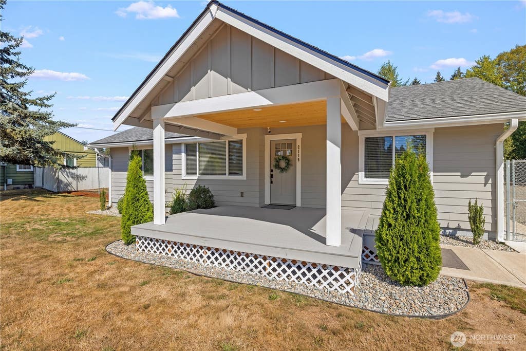 Photo of 2115 121st Street E, Tacoma, WA 98445 (MLS # 2574715)