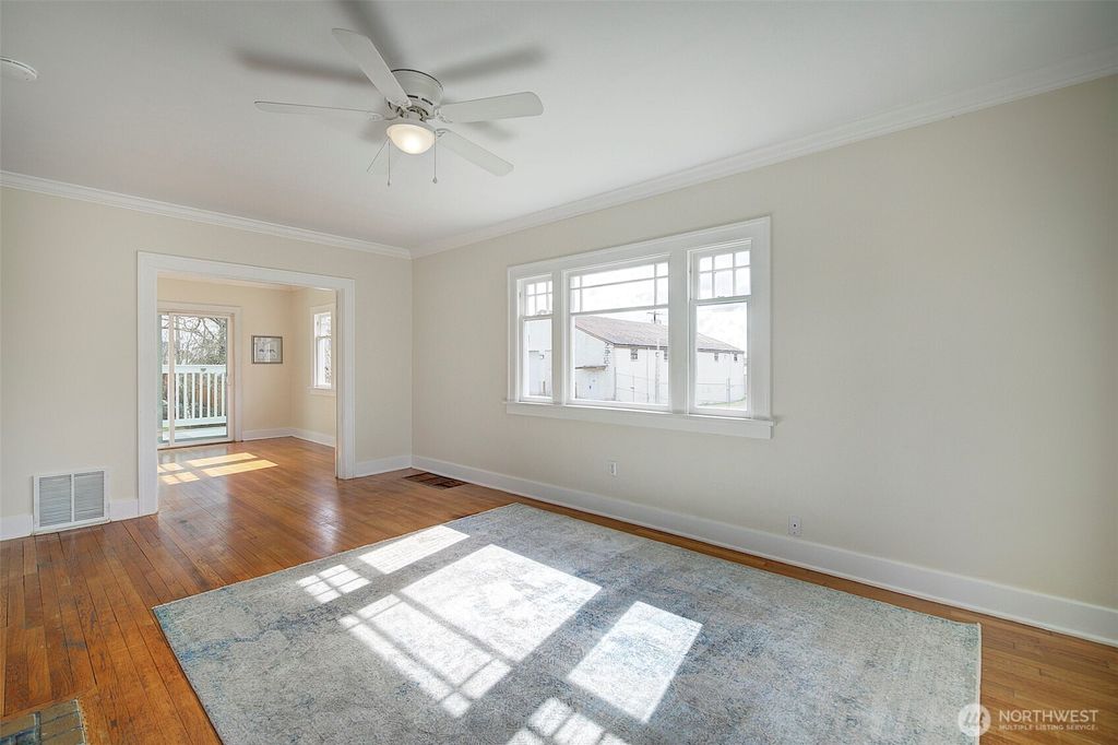 Photo of 2731 Virginia Avenue, Everett, WA 98201 (MLS # 2345694)