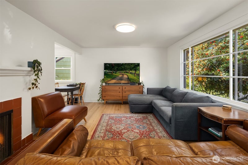 323 NW 83rd Street