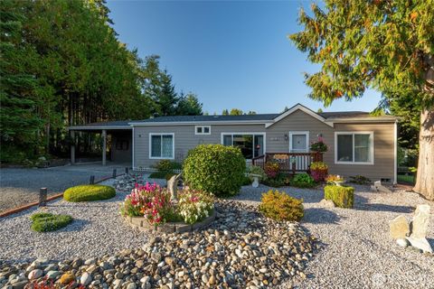 Photo of 5806 Salish Road, Blaine, WA 98230 (MLS # 2445568)