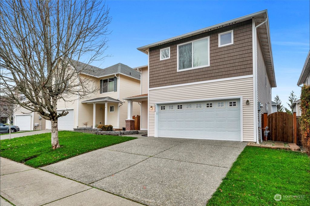 Photo of 13324 SE 227th Street, Kent, WA 98042 (MLS # 2187858)