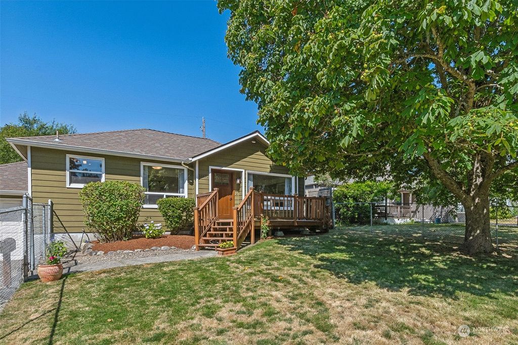 Photo of 10225 34th Avenue SW, Seattle, WA 98146 (MLS # 2265177)