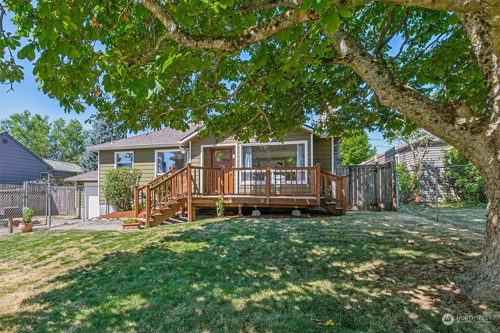 Photo of 10225 34th Avenue SW, Seattle, WA 98146 (MLS # 2265177)