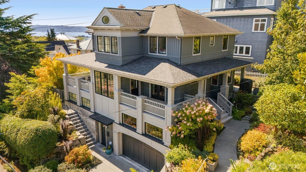 Photo of 1107 4th Avenue N, Seattle, WA 98109 (MLS # 2579582)