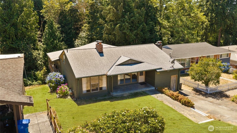 351 NE 163rd