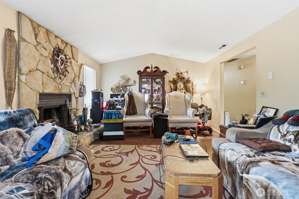 Photo of 5608 NE 38th Street, Vancouver, WA 98661 (MLS # 2526630)
