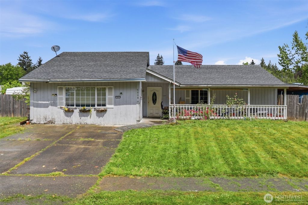 Photo of 5608 NE 38th Street, Vancouver, WA 98661 (MLS # 2526630)