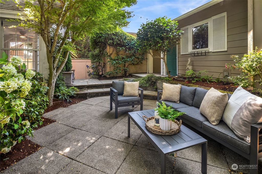 Photo of 6540 54th Avenue S, Seattle, WA 98118 (MLS # 2271639)