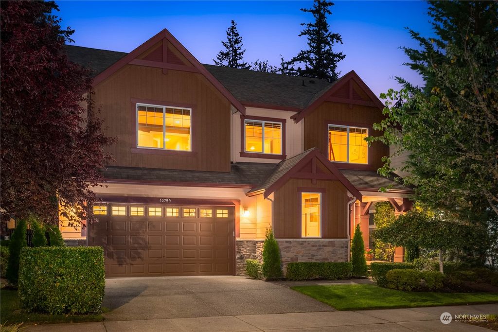 Photo of 10759 Elliston Way NE, Redmond, WA 98053 (MLS # 2296667)