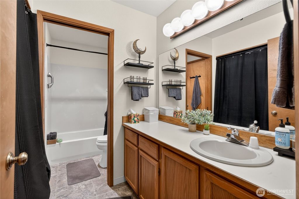 Photo of 4118 212th Street SW #101C, Mountlake Terrace, WA 98043 (MLS # 2488091)