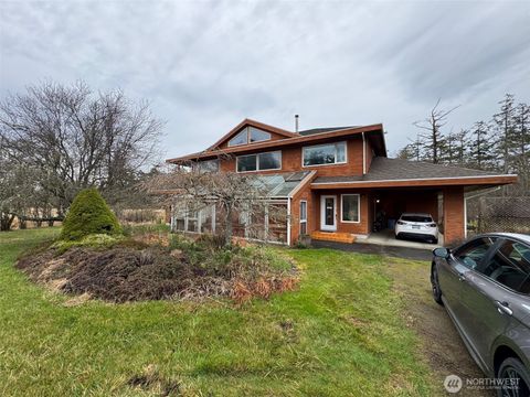 Photo of 2464 Van Dam Road, Coupeville, WA 98239 (MLS # 2507628)
