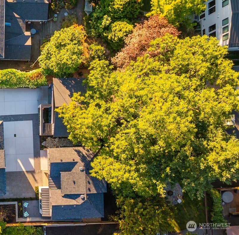 634 Eleventh Avenue