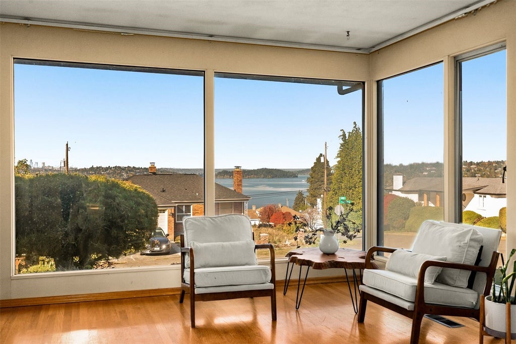 Photo of 7039 S Lakeridge Drive, Seattle, WA 98178 (MLS # 2593397)