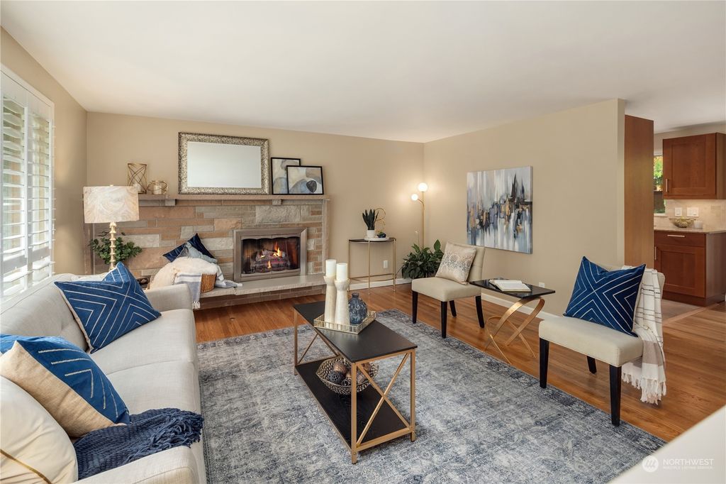 Photo of 14206 SE 22nd Street St, Bellevue, WA 98007 (MLS # 2167681)