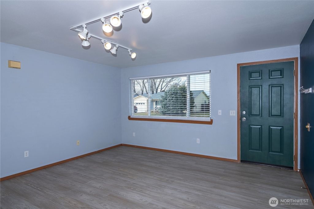 Photo of 1704 Iowa Street, Ellensburg, WA 98926 (MLS # 2487964)