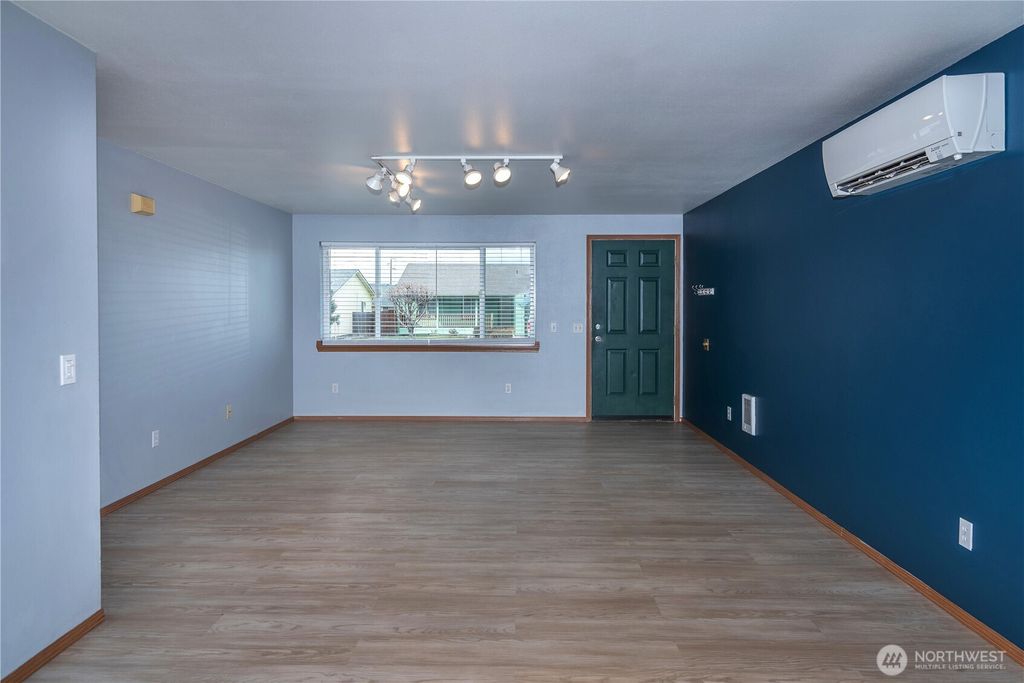 Photo of 1704 Iowa Street, Ellensburg, WA 98926 (MLS # 2487964)