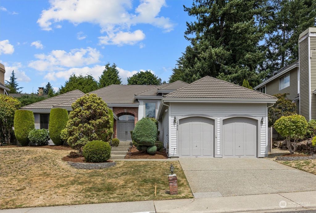Photo of 14826 SE 65th Street, Bellevue, WA 98006 (MLS # 2140400)