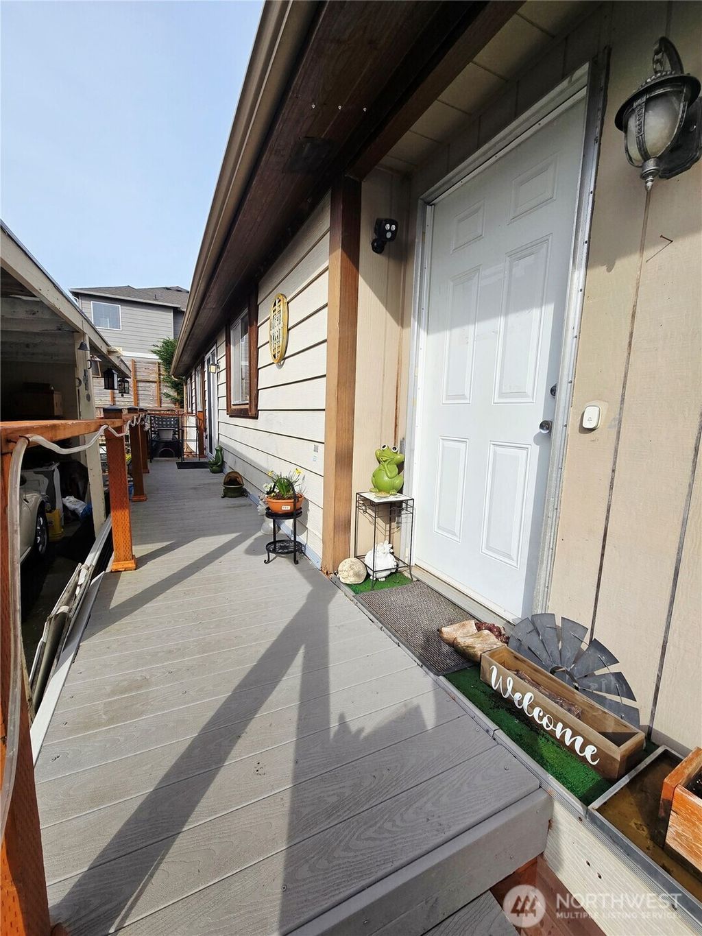 Photo of 1114 29th St Place NW #29, Puyallup, WA 98371 (MLS # 2492959)