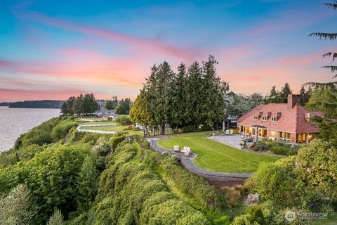 Photo of 24635 8th Avenue S, Des Moines, WA 98198 (MLS # 2377174)