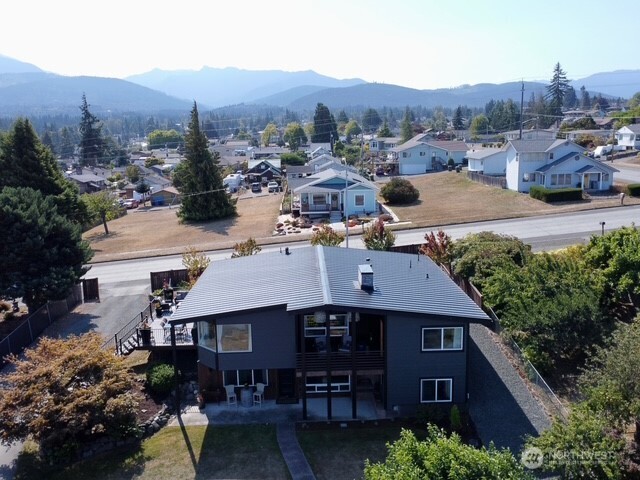 929 W 5th Street