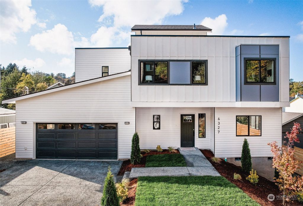 Photo of 6327 22nd Avenue SW, Seattle, WA 98106 (MLS # 2012680)