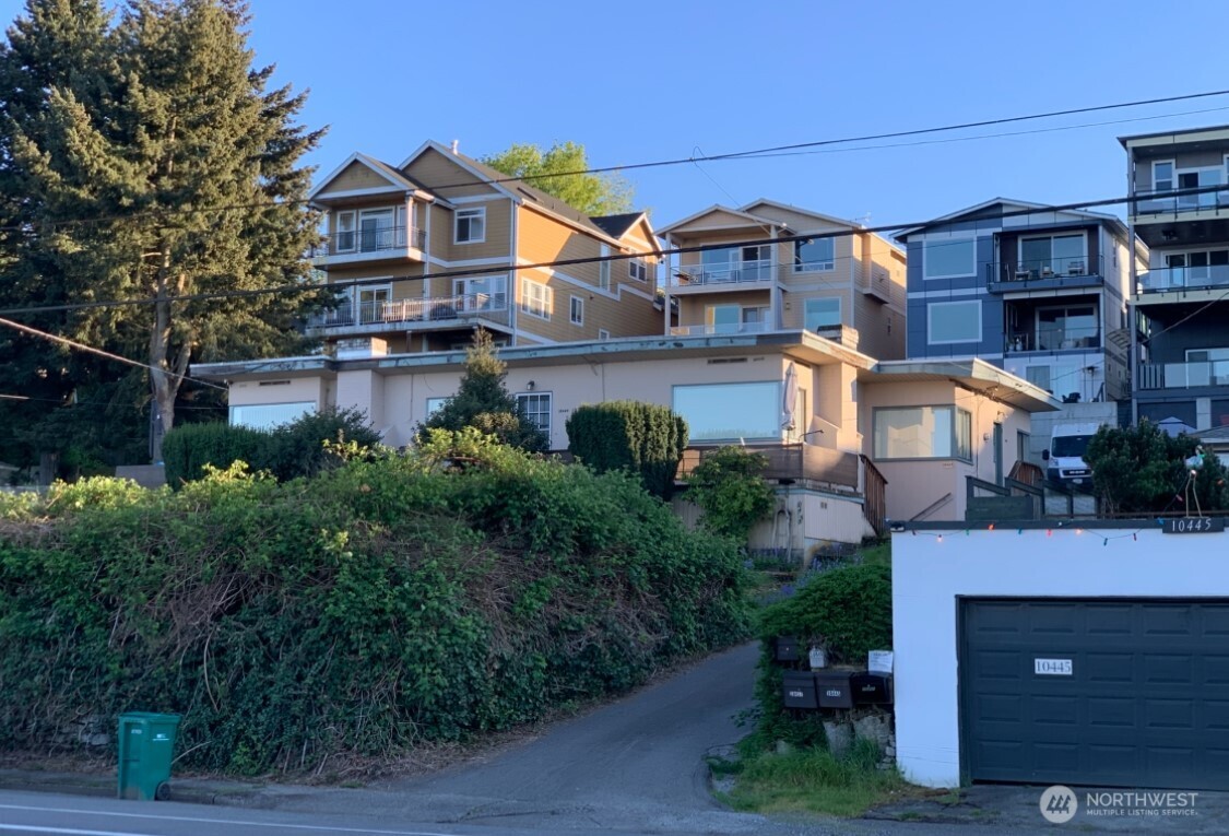 10451 Rainier Avenue S