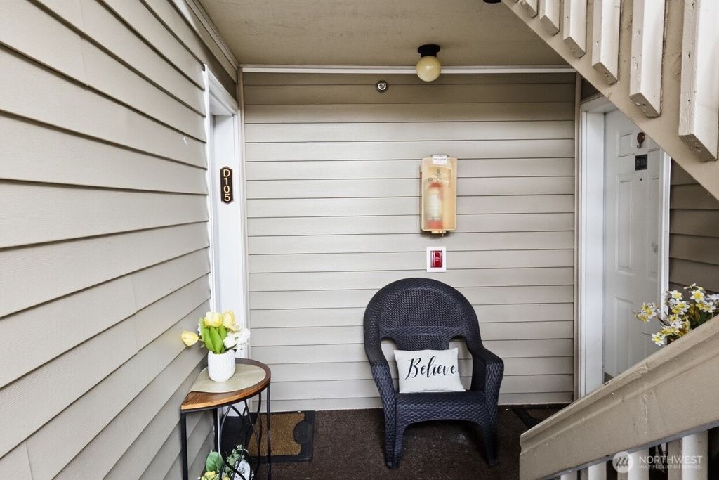 Photo of 1009 112th Street SE #D105, Everett, WA 98204 (MLS # 2510096)