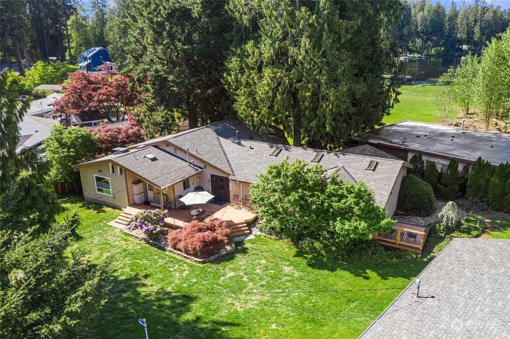 Photo of 19804 SE 150th Street, Renton, WA 98059 (MLS # 2062486)