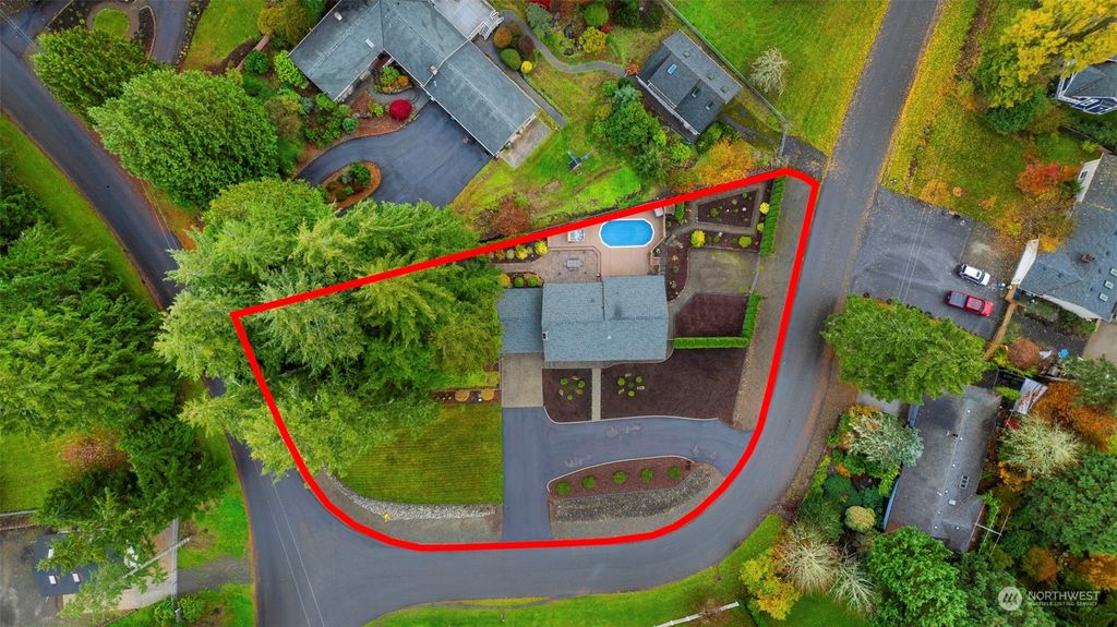 Photo of 20904 NE 77th Street, Redmond, WA 98053 (MLS # 2308978)