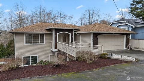 Photo of 7025 14th Avenue SW, Seattle, WA 98106 (MLS # 2484576)