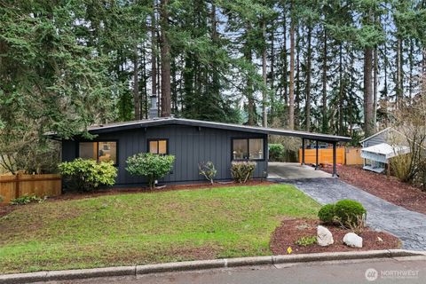 Photo of 3901 151st Avenue SE, Bellevue, WA 98006 (MLS # 2487534)