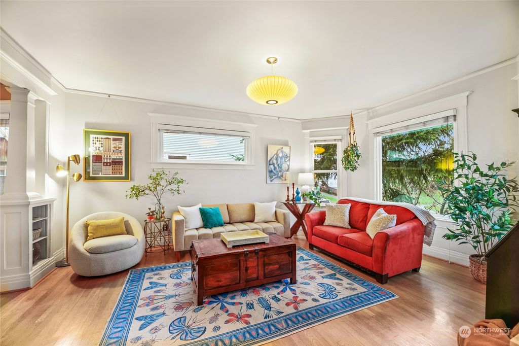 Photo of 1818 31st Ave Ave, Seattle, WA 98122 (MLS # 2183012)