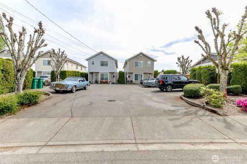 Photo of 10426 17th Avenue SW #10426, Seattle, WA 98146 (MLS # 2515679)