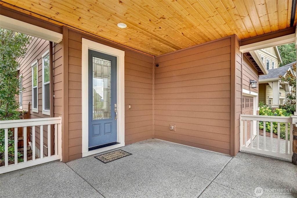 Photo of 1705 NE Falls Dr Dr, Issaquah, WA 98029 (MLS # 2430955)