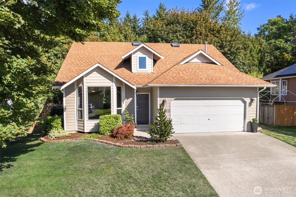 Photo of 11422 SE 305th Place, Auburn, WA 98092 (MLS # 2434037)