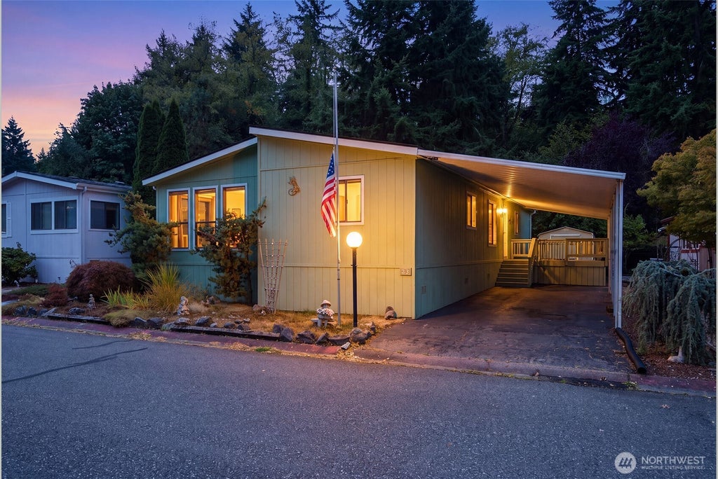Photo of 5810 Fleming Street #23, Everett, WA 98203 (MLS # 2578217)