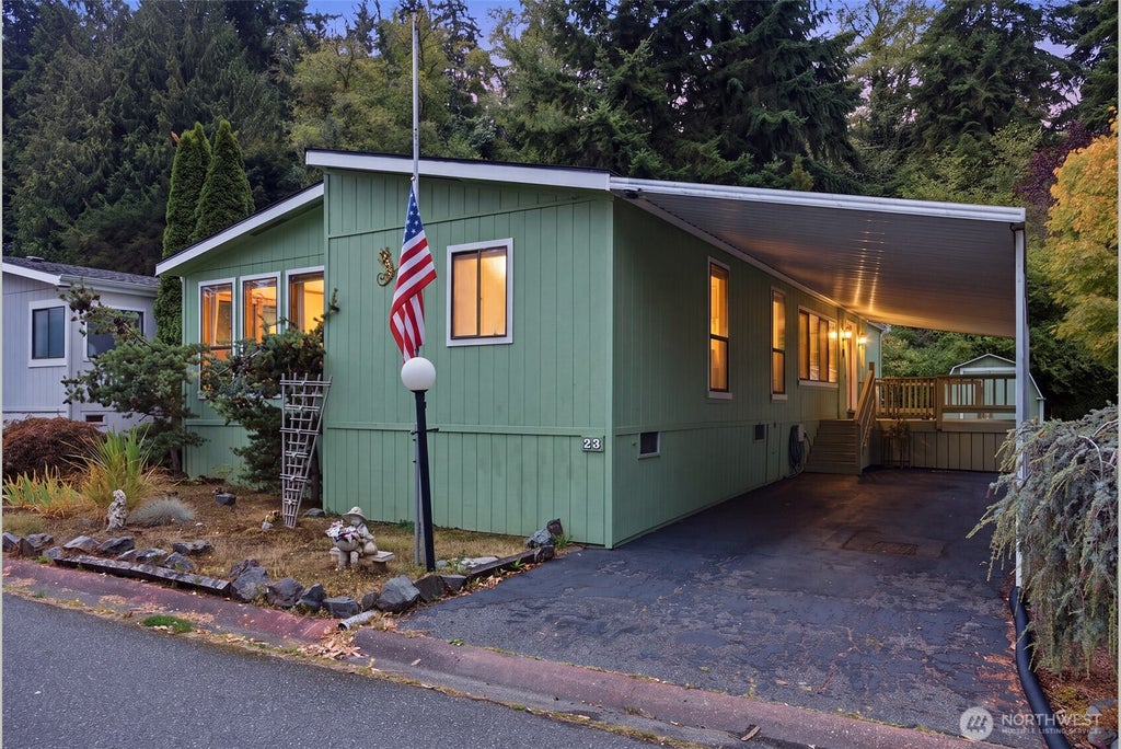 Photo of 5810 Fleming Street #23, Everett, WA 98203 (MLS # 2578217)
