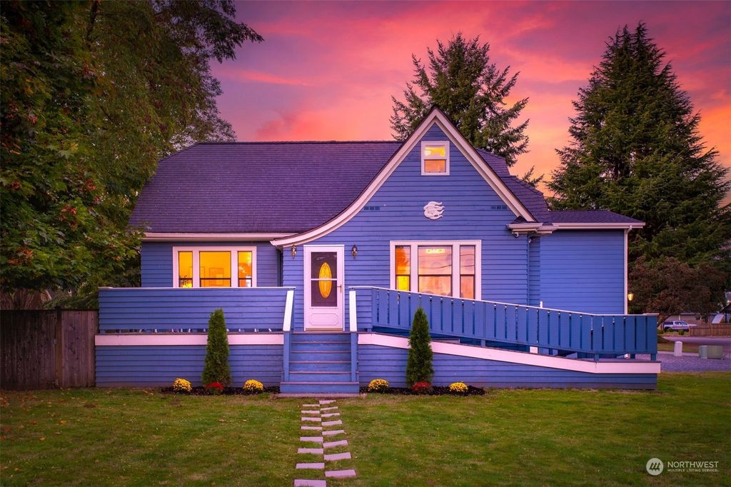 Photo of 5405 108th Street NE, Marysville, WA 98271 (MLS # 2167922)