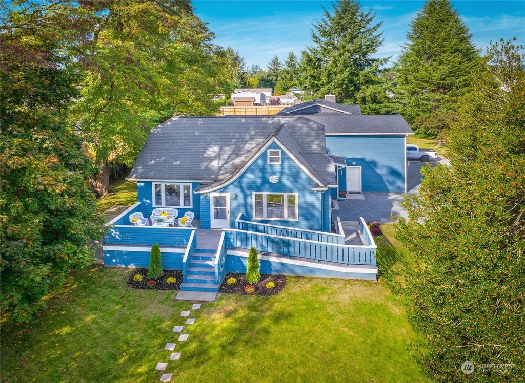 Photo of 5405 108th Street NE, Marysville, WA 98271 (MLS # 2167922)